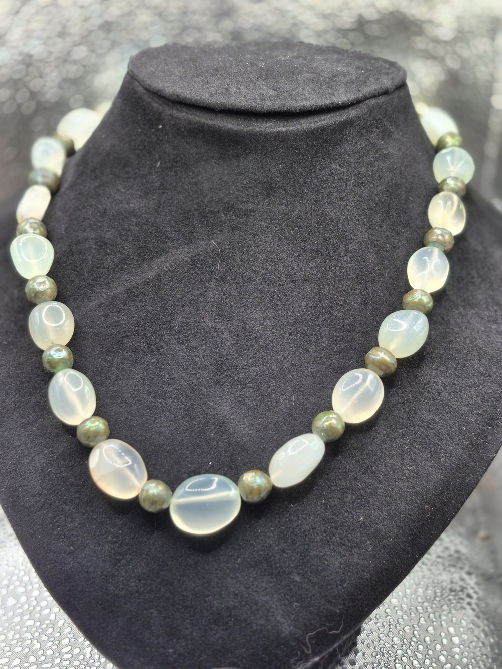Genuine Green Chalcedony And Green Pearl Necklace